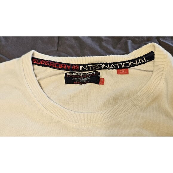 Superdry Men's T-Shirt Size XL Regular White Short sleeve Tee textured Logo - Picture 4 of 10